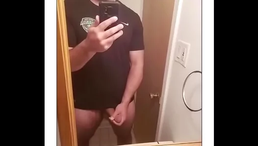 Straight Guy Gets Into Masturbation On Webcam