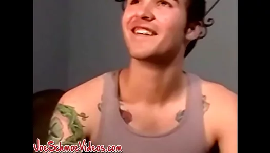 Inked Jock Gets Blowjob from Older Man in Amateur Gay Sex Session