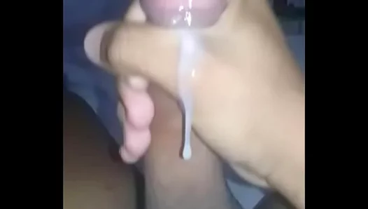 Quarantine Masturbator Gets Off Big-Time In The Dry Heat