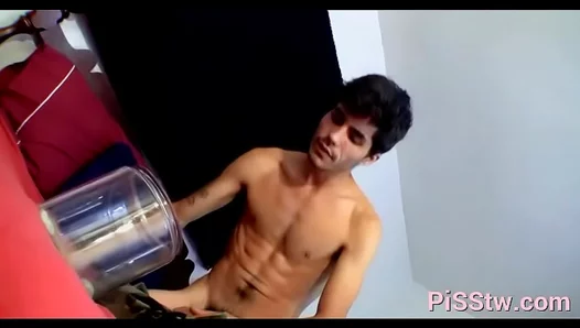 Smooth Cook Enjoys Soft Modes With Hardcore Blowjob Action