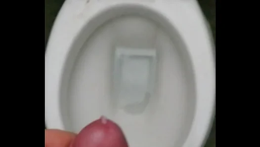 Public Bathroom Handjob Action Heats Up in Montevideo, Uruguay