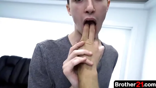 Thief Brother Learns LesStepSon in Intense FamilyGay Fantasy Encounter