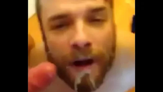 Intense Cumshot On Face In Hot Oral Sex Session