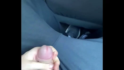Guy Wanks Off discreetly in the Backseat of a Car