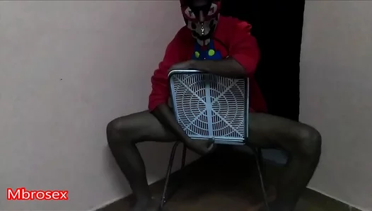 Deepthroating My Dick – AmateurGay Masturbates & Cums Solo