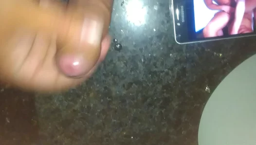 Goian Masturbates Passionately in a Hot Gay Amateur Session