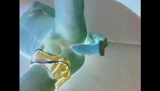 X-Ray Dildo Spreading Reveals Gay Amateur Anal Toy Play