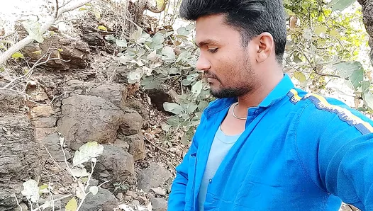 Desi Muscle Man Seductively Masturbates To Mind-Blowing Orgasm