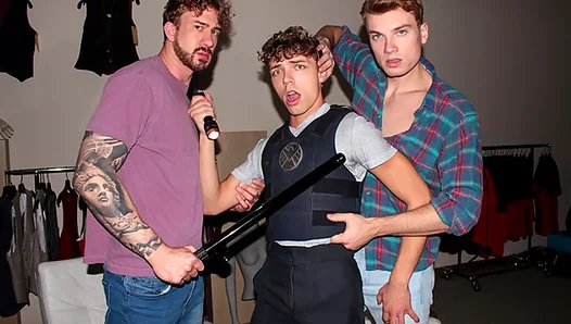 Two Pretty Cocks Pound Security Guard's Tight Straight Hole