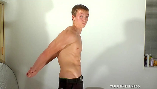 Ripped Twink Flexes His Perfect Body for Eastboys' Camera