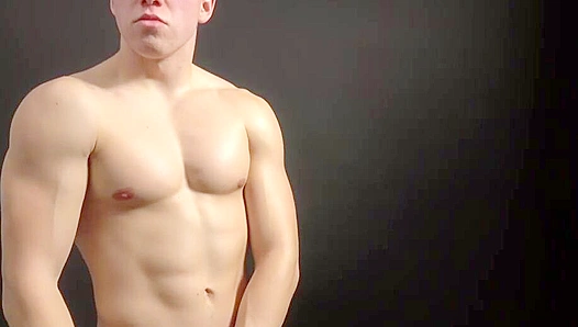 Ripped Stud Flexes His Muscles for You - Eastboys Seduction