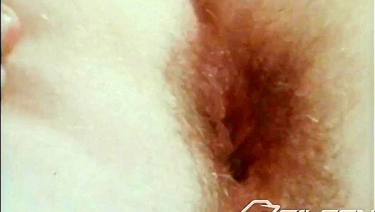 Amateur Skater Boy Bo Masturbates in Vintage Solo Video - Falcon Studios