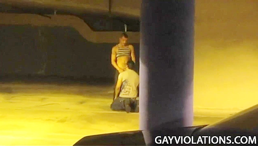 Hot Guys in Secret Oral Session - Gay XXX