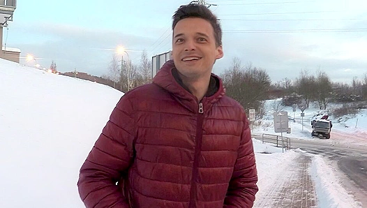 Inked Guy Enjoys Winter Fuckfest with Hung Stud