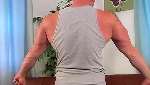 Muscular Brian Green Masters His Meaty Member - Hot Mature Action