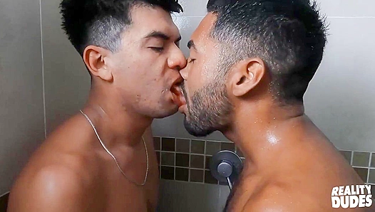 Latin Lovers Athuel & Saul Steam Up the Shower -Reality Dudes Bang