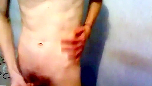 Emo Twink Samuel Strokes to Bliss, Cuming All Over His Hand
