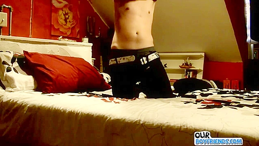 Hunky Stud Fucks Himself Senseless in Ultimate Solo Session - OurBoyFriends