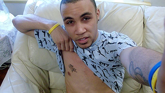 Hunk Emanuel Flexes His Tats & Sexy Torso