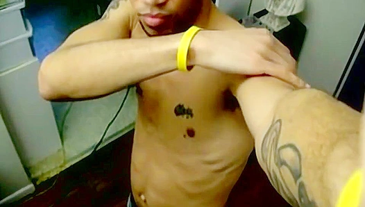 Hunk Emanuel Flexes His Tats & Sexy Torso