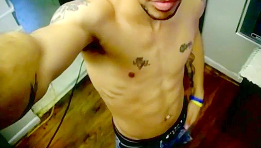 Hunk Emanuel Flexes His Tats & Sexy Torso