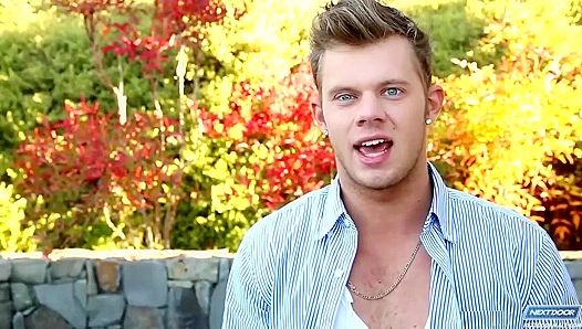 Tattooed Hunk Jerks Off Joyfully Next Door