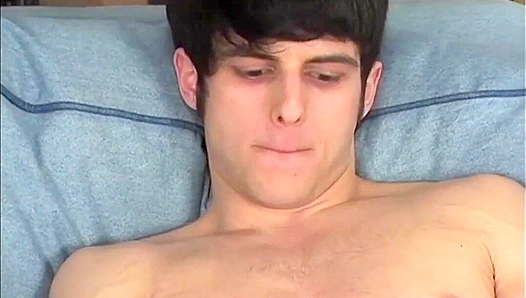 Fresh-Faced Amateur Cutsely Strokes His Dick - Cocky Boys