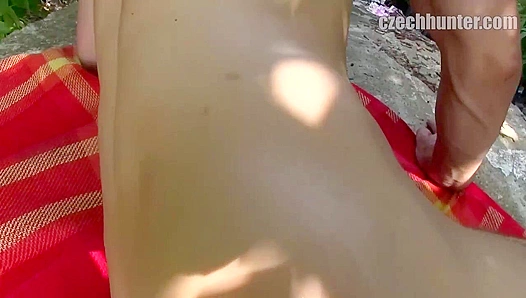 Czech Hunter ~ Amateur Bubble Butt Gets Pounded