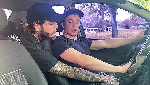 Hot Driver Jonas Matt Takes Chiwi Black’s Asshole for a Wild Dick Ride