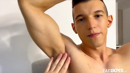 Handjob Casting with Jhon Bianco