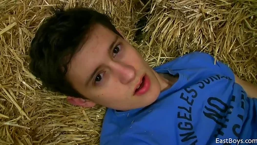 Cute Boy 18+ Antonio Palmer Masturbates in Hot Solo Scene