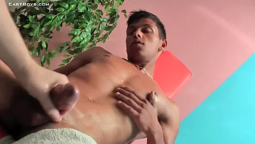 Exclusive Handjob Casting with Gypsy Akon