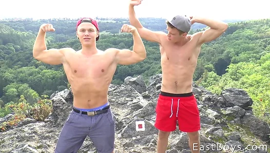 Summer Handjob Adventure – Flexing Muscles During Hot Sessions