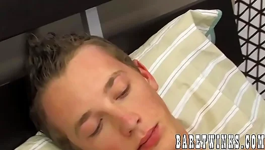 Young 18+ Hung Cocks Swapped & Sucked Hard Before Bareback Riding