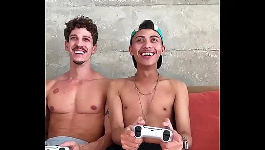 YOUNG MAN LOST IN THE GAME AND HAD TO SIT ON A 25CM BIG COCK