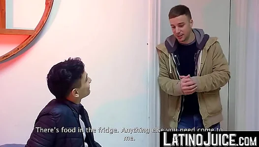 Latino - Jock homo Jonas Matt wanks dick while bred hard by Felipe