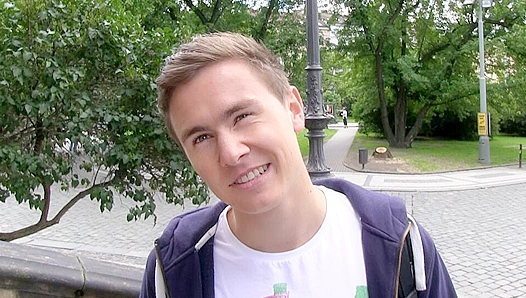 Czech Hunter Drills Deep Into Busty Brunette Hottie