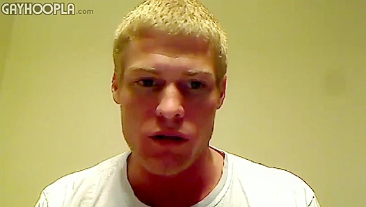 Tanned Amateur Stud Strokes His Perfect Dick