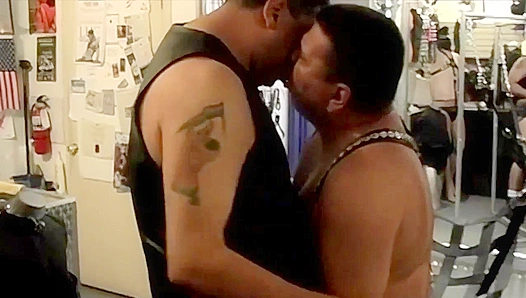 Chubby S&M GymFuck ~ Lycan & Scooby Get Rough - Bonus Fetish Fun