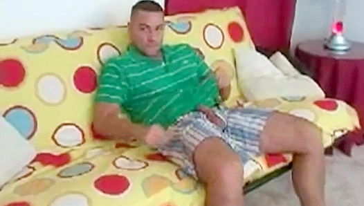 Vinnie Shows Off His Moves ~ A Hot Circle Jerk Session