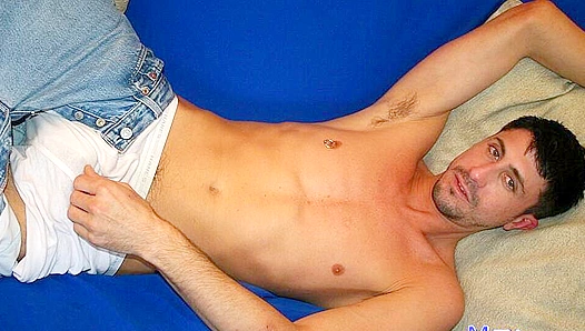 Gabe, Hot Guy Over 30, Strokes His Attractive Dick Just for You