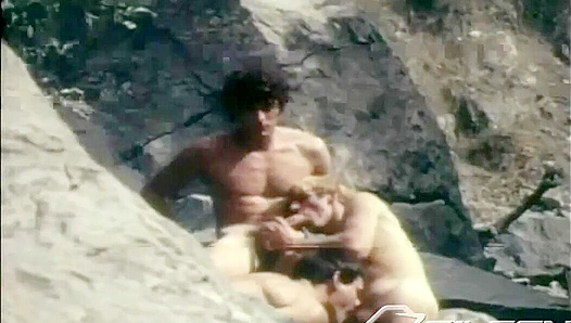 Nextdoor Buddies ~ Vintage Threesome Boner Sucking Frenzy