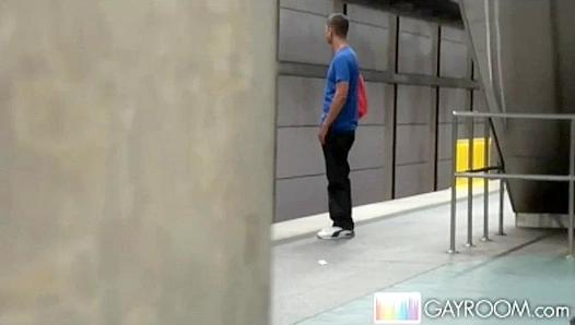 Sneaky Stroke ~ Dude Masturbates Secretly at Busy Subway Station