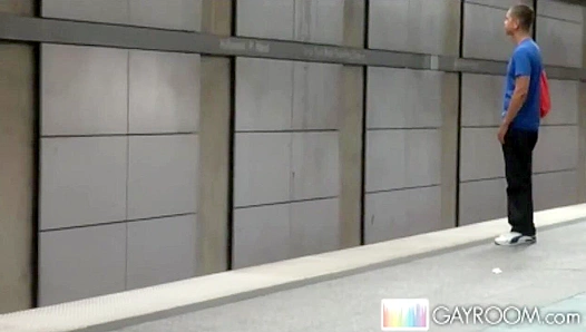 Sneaky Stroke ~ Dude Masturbates Secretly at Busy Subway Station