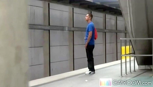 Sneaky Stroke ~ Dude Masturbates Secretly at Busy Subway Station