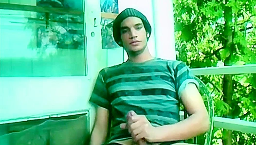 Tristan Jacks Off Outdoors for Your Pleasure - OurBoyFriends