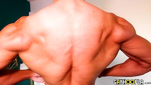 Devin Cold Flexes His Muscles for Some Thick Cock Action - GayHoopla