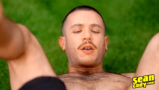 Hot Bareback Action ~ Palm Springs Anal Encounter - Sean Cody
