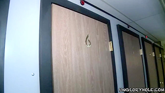 Straight Dude Gets Deepthroated by Surprise Gay Guy at Glory Hole