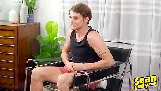 Hot Footballer Cums All Over His Face - Sean Cody